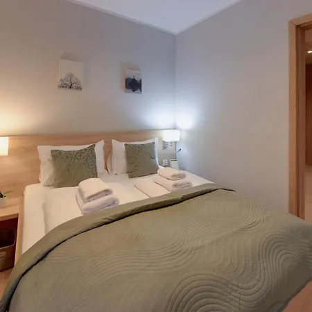 Trevilles Deep Forest