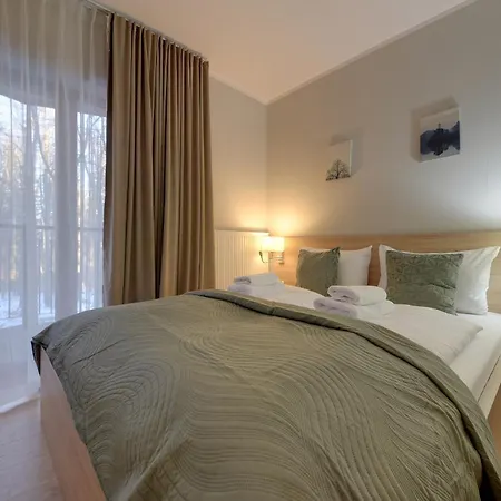 Trevilles Deep Forest שצ'קלארסקה פוראובה